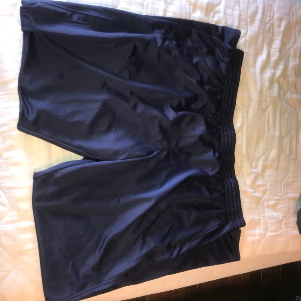 mens UA sweatpants